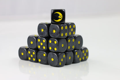 Preorder - Dark Moon D6 Fantasy Dice 20Stk