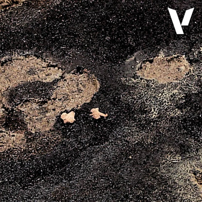 Black Lava - Earth Textures (200ml)