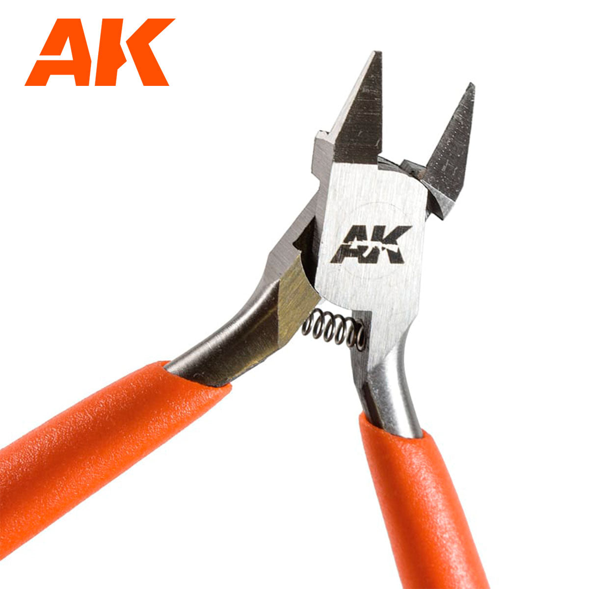 CUTTING PLIERS
